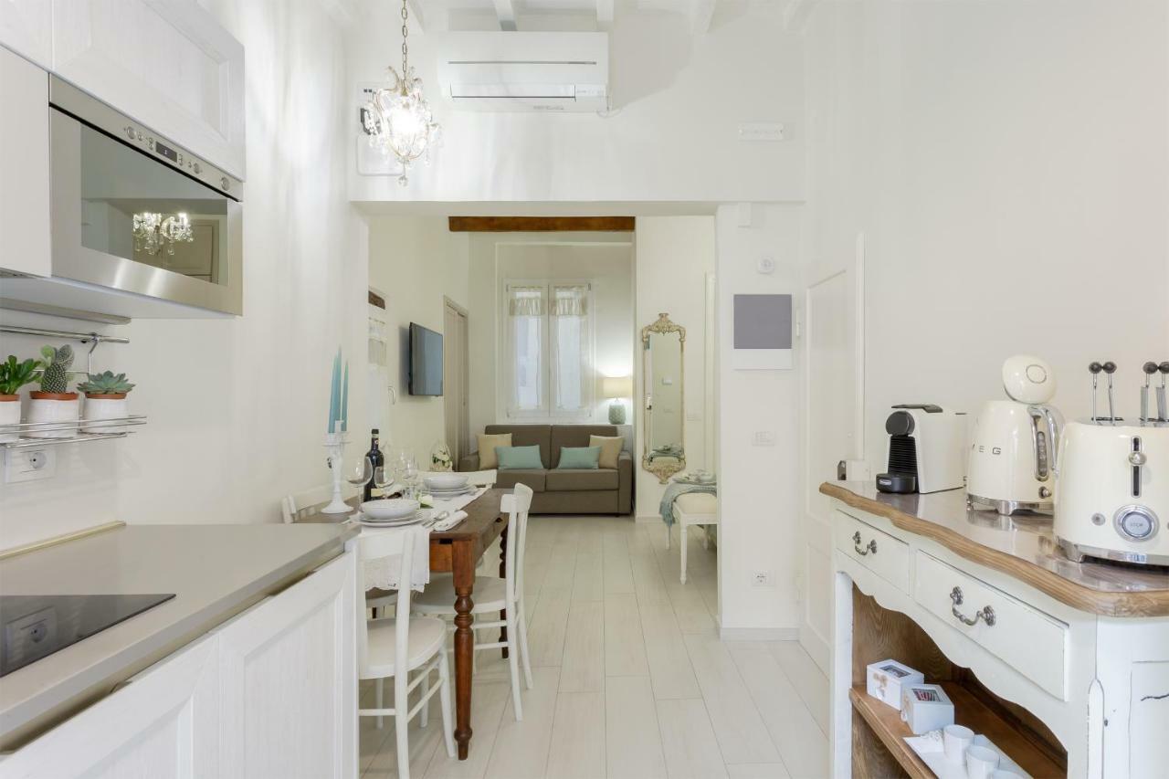 Accademia Gallery Charming Suite Firenze Bagian luar foto