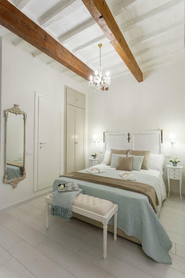 Accademia Gallery Charming Suite Firenze Bagian luar foto